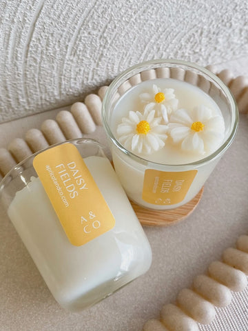 Apricot & Co. - Daisy Fields Candle (AC103)